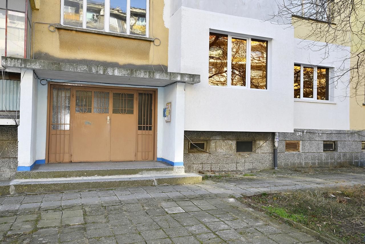 Chaika Apartment Varna Exterior photo